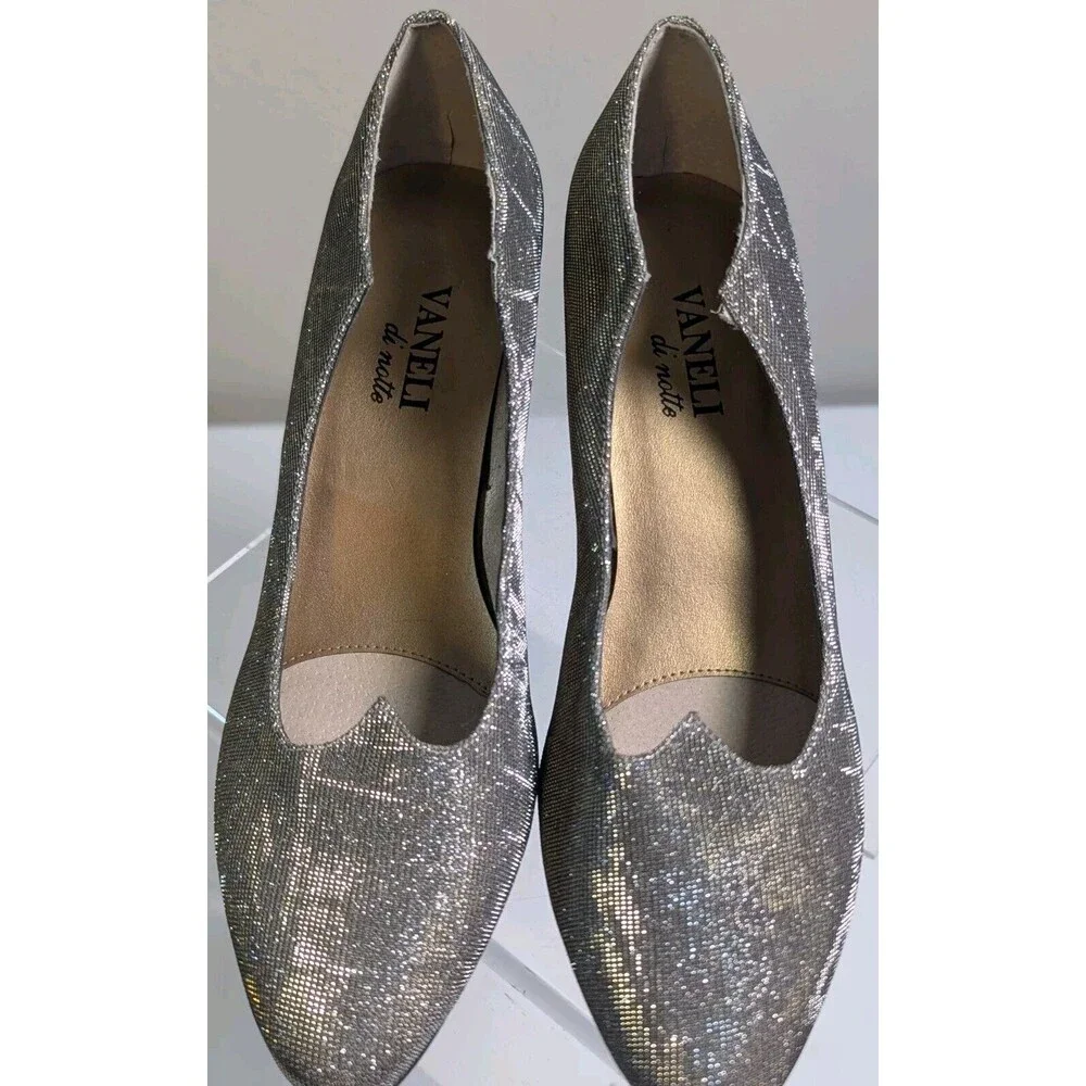 1950s Designer Shoes Vaneli di notto Silver Sparkle FabricKitten Heel 7.5 N